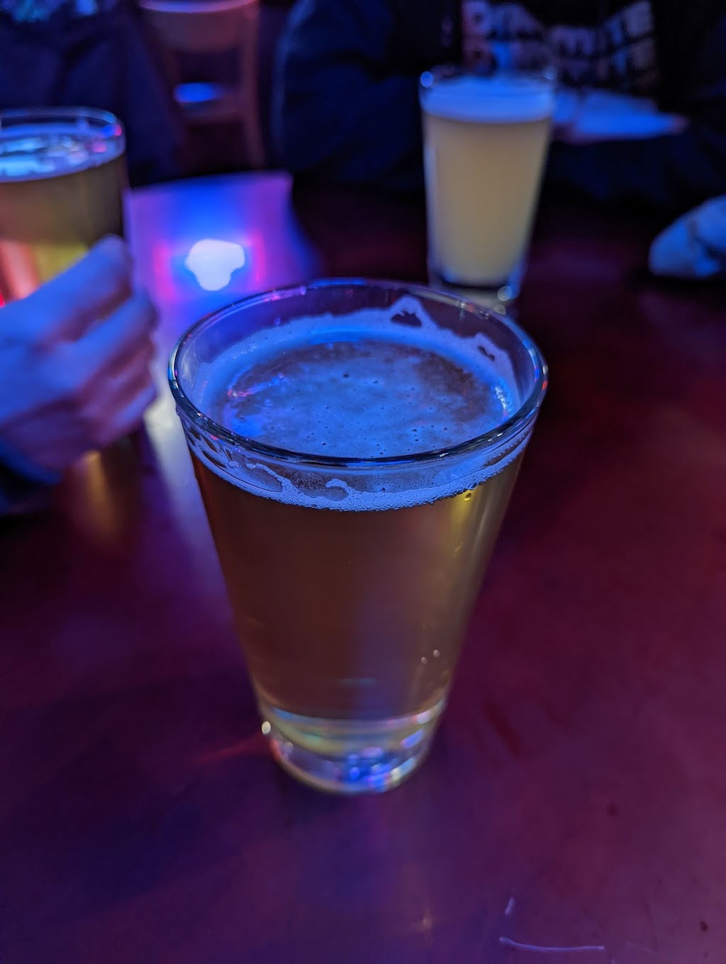 Third Rail Tavern | restaurant | 1133 W Madison St, Chicago, IL 60607, USA | 3124329107 OR +1 312-432-9107