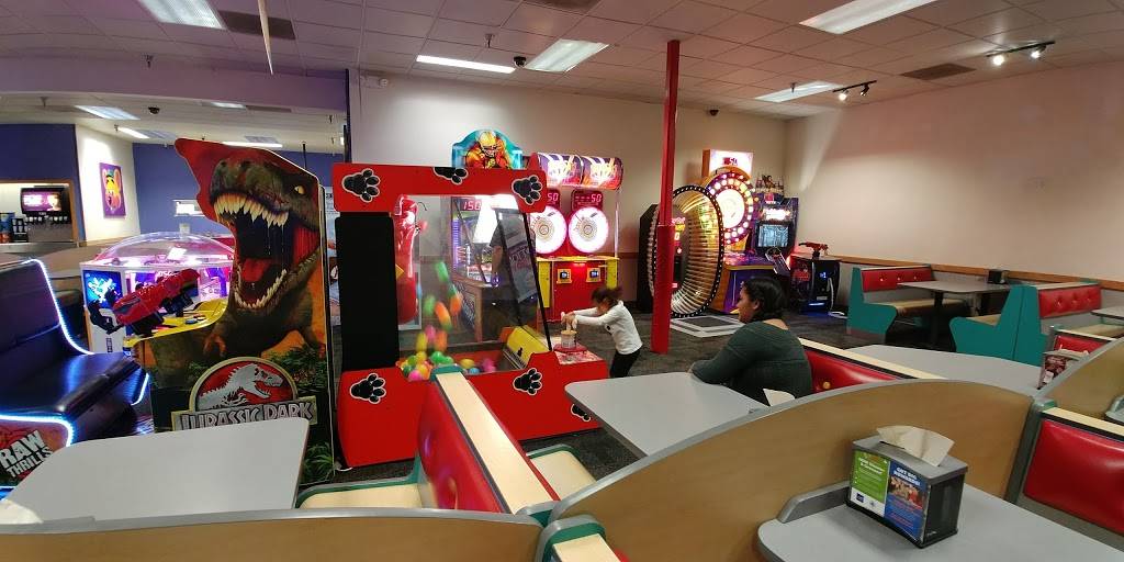 Chuck E. Cheese | restaurant | 3117 W Shaw Ave Ste. 107, Fresno, CA 93711, USA | 5592296200 OR +1 559-229-6200