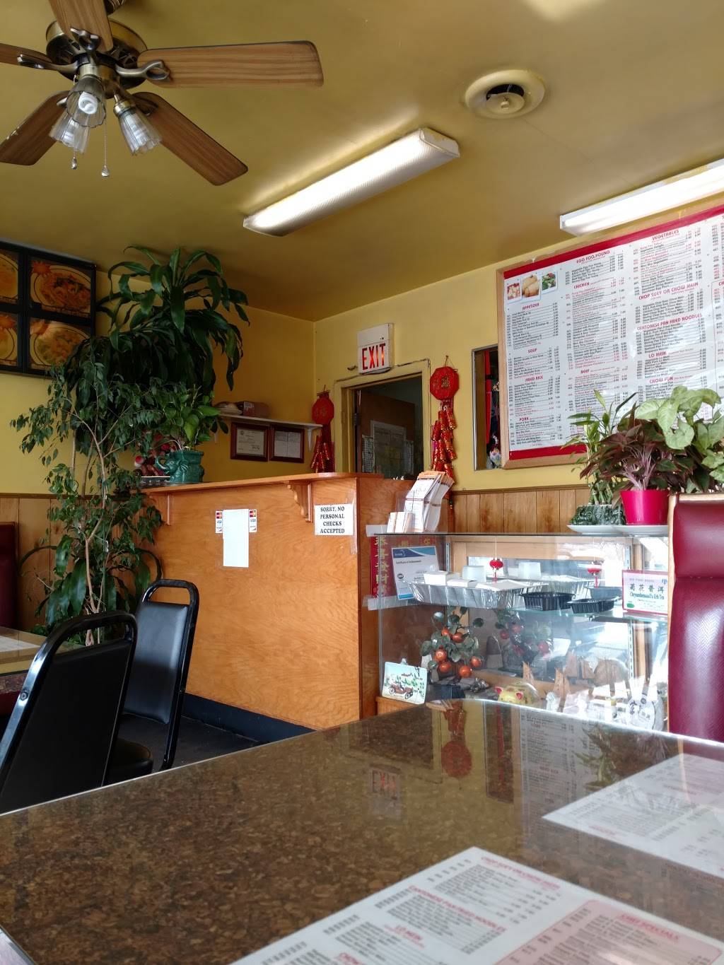 Happy Chef | restaurant | 3900 W Touhy Ave, Lincolnwood, IL 60712, USA | 8476779130 OR +1 847-677-9130