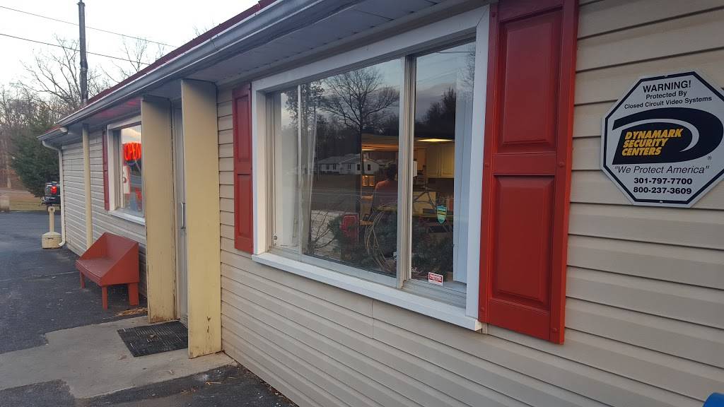 Clear Spring Country Diner | restaurant | 11855 National Pike, Clear Spring, MD 21722, USA | 3018420214 OR +1 301-842-0214