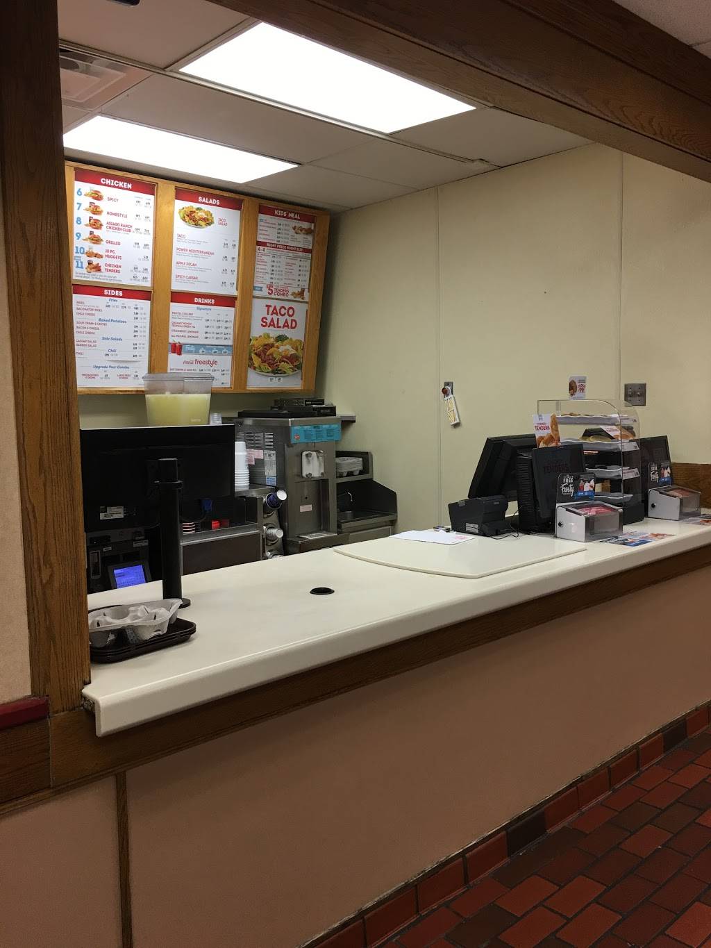 Wendys | restaurant | 220 Lancaster Ave, Paoli, PA 19301, USA | 6106442093 OR +1 610-644-2093