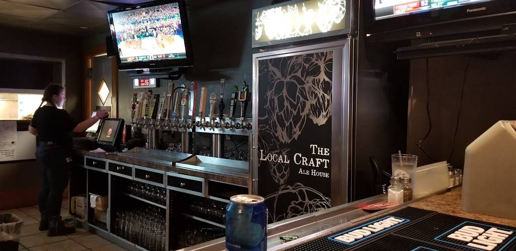 The Local Craft - Ale House | restaurant | 4001 Center Point Rd NE, Cedar Rapids, IA 52402, USA | 3193207644 OR +1 319-320-7644