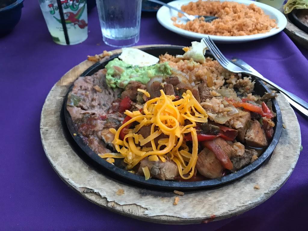 Joe T. Garcias | restaurant | 2201 N Commerce St, Fort Worth, TX 76164, USA | 8176264356 OR +1 817-626-4356