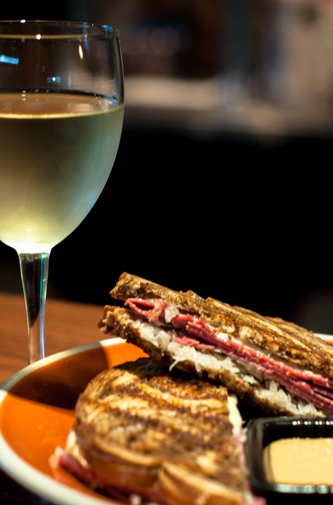 Cafe Rose | restaurant | 119 N Washington St, Edgewood, IA 52042, USA | 5639286908 OR +1 563-928-6908