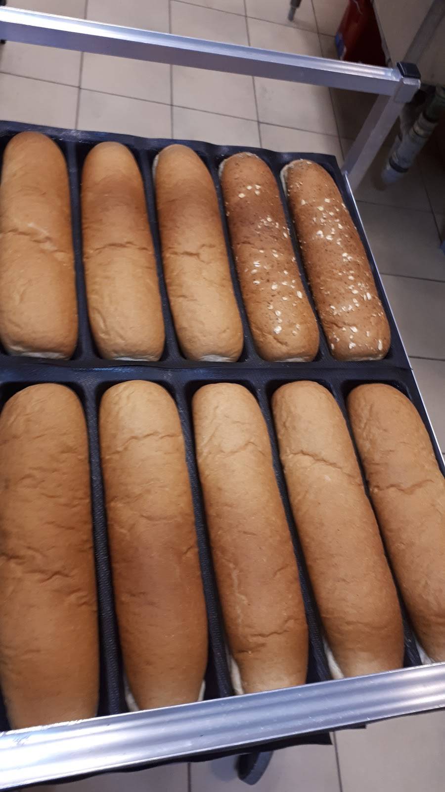 Subway | meal takeaway | 198 Glenridge Ave, St. Catharines, ON L2T 3J8, Canada | 9059881740 OR +1 905-988-1740