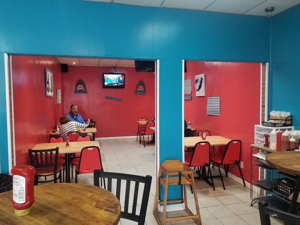 Seafood Lady | restaurant | Fern Valley Rd, Louisville, KY 40219, USA | 5029075251 OR +1 502-907-5251