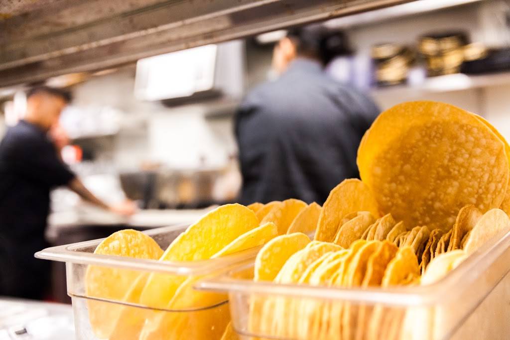 El Tapatio Restaurant & Cantina | restaurant | 40 Golf Club Rd, Pleasant Hill, CA 94523, USA | 9256762420 OR +1 925-676-2420