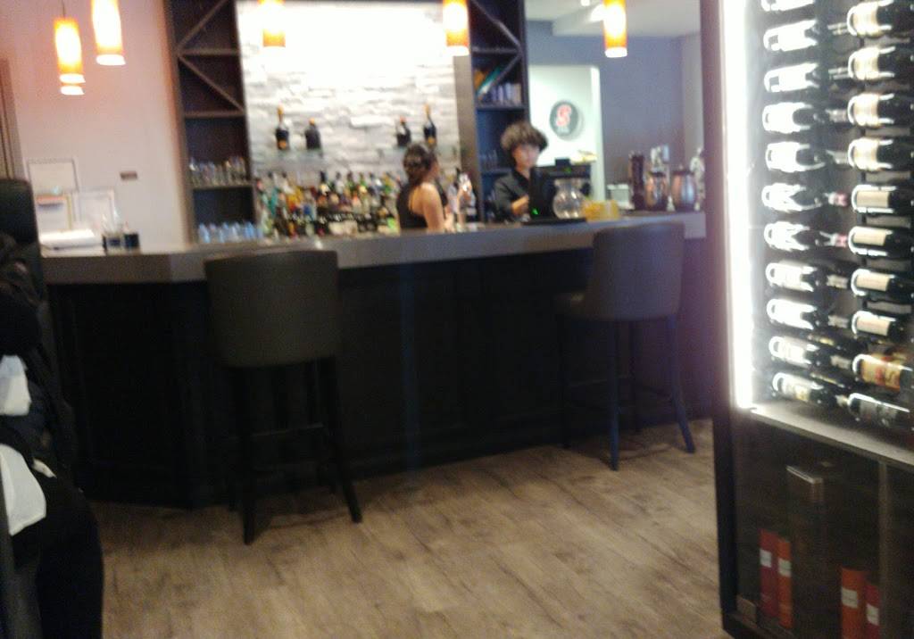 Maurizios panini soon to be Mamas Cooking | restaurant | 73 George St S, Brampton, ON L6Y 1P4, Canada | 9055980744 OR +1 905-598-0744