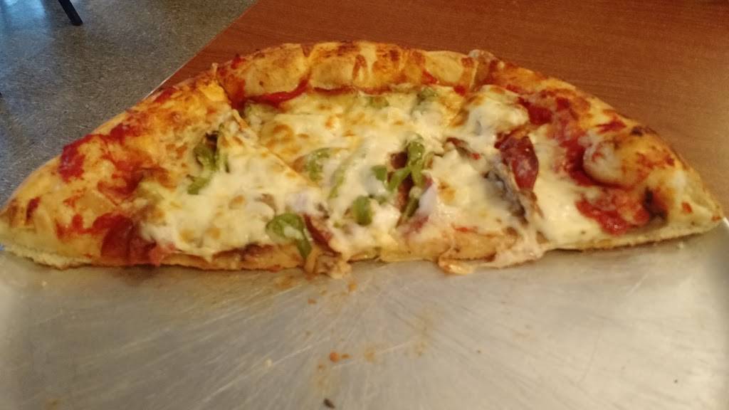 Restaurant Cals Pizza | restaurant | 6193 Boulevard Labelle, Val-Morin, QC J0T 2R0, Canada | 8193226421 OR +1 819-322-6421