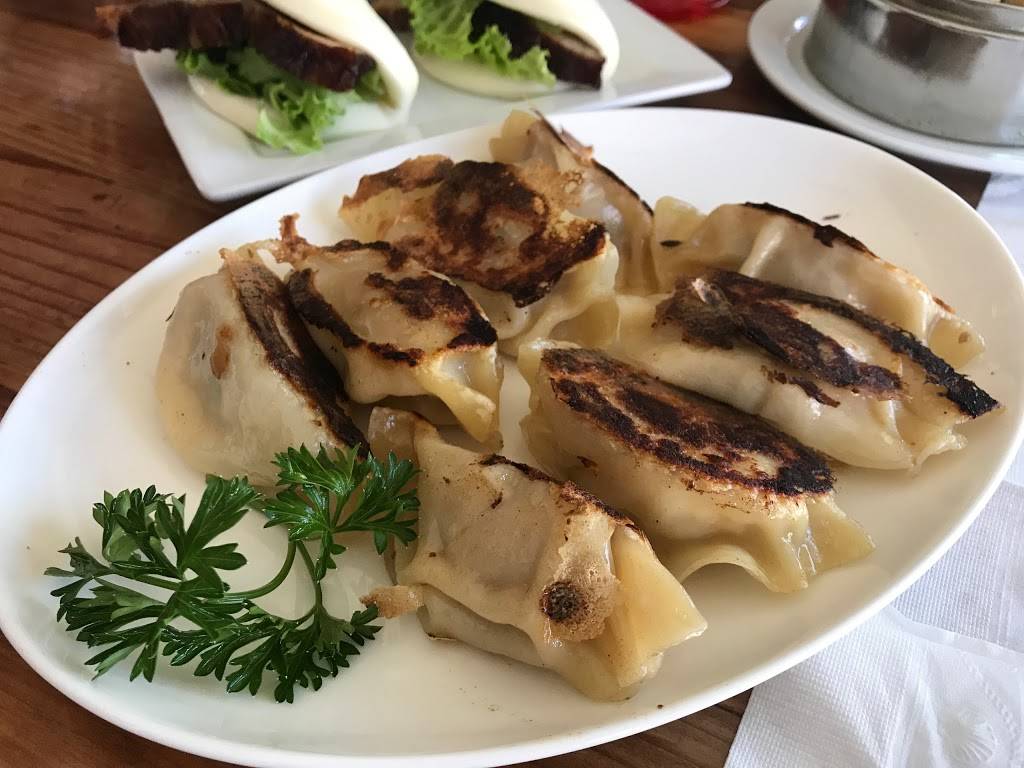 Shanghai Bun | restaurant | 1029 Rosecrans St, San Diego, CA 92106, USA | 6197951700 OR +1 619-795-1700