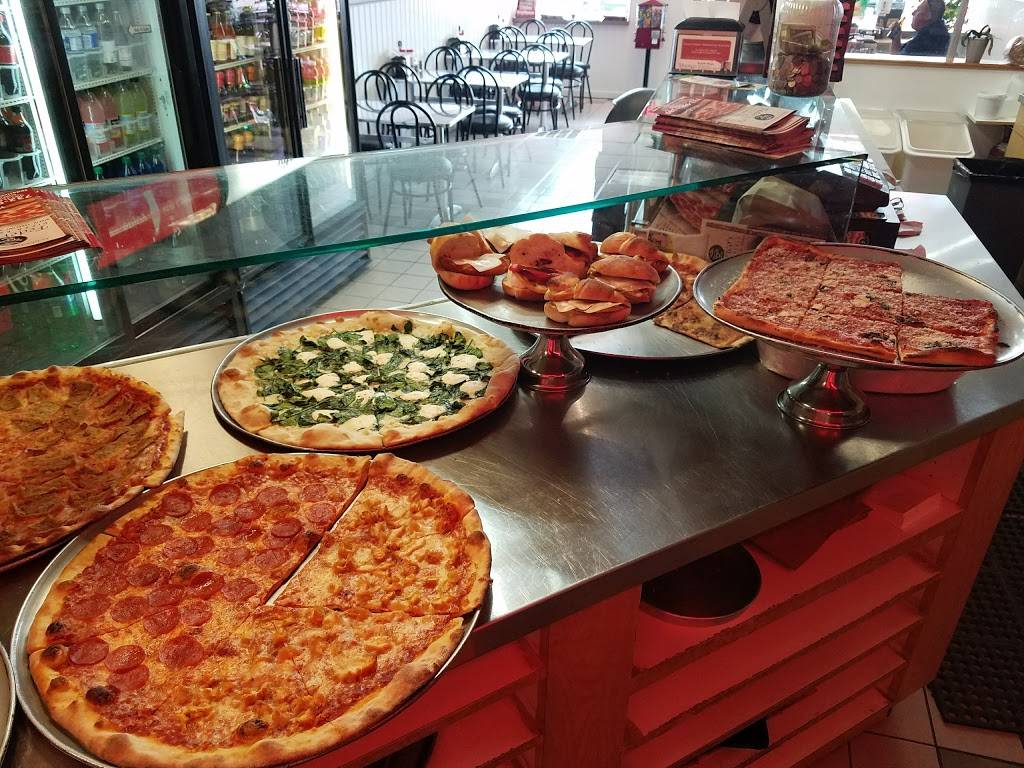 Federicos Pizza Express | meal takeaway | Broad St, Shrewsbury, NJ 07702, USA | 7329351380 OR +1 732-935-1380