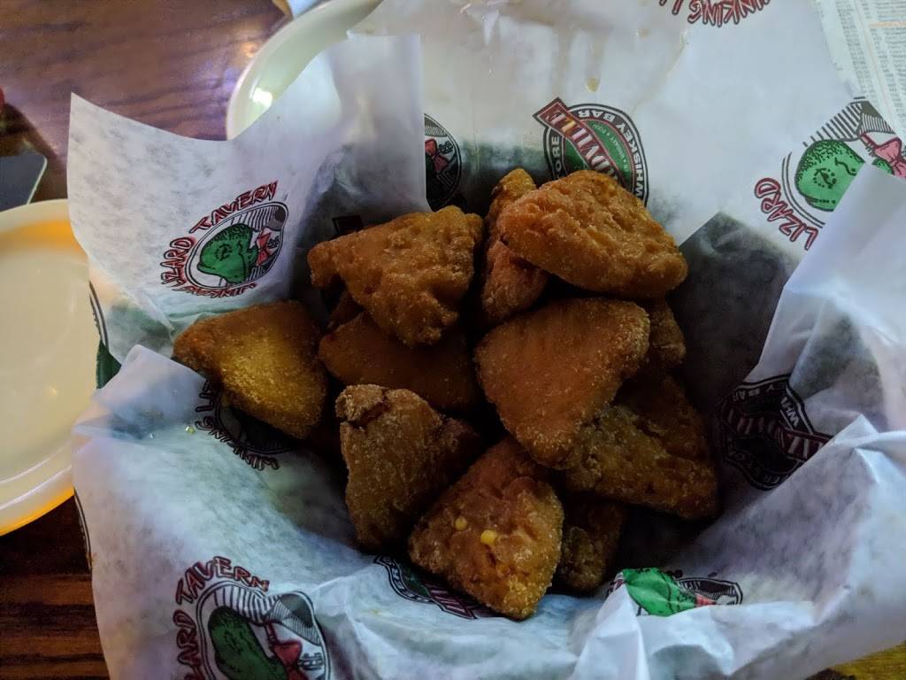 Winking Lizard | restaurant | 511 E Aurora Rd, Macedonia, OH 44056, USA | 3304676200 OR +1 330-467-6200