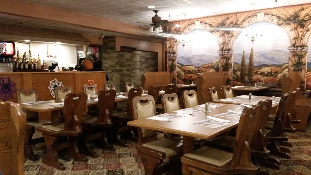 Villa Di Roma | restaurant | 915 S Alpine Rd, Rockford, IL 61108, USA | 8153974757 OR +1 815-397-4757