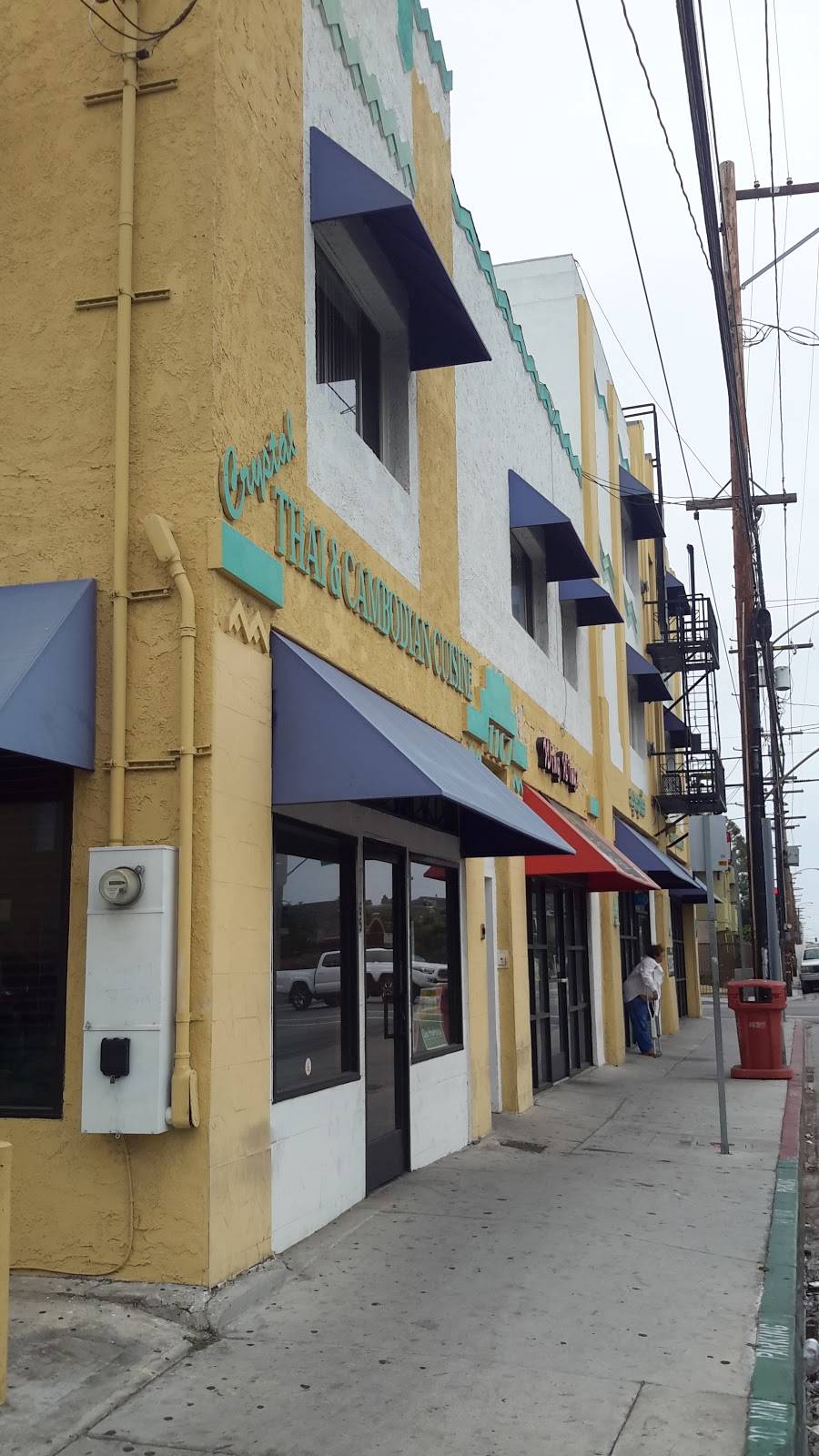 Crystal Thai-Cambodian Cuisine | restaurant | 1165 E 10th St, Long Beach, CA 90813, USA | 5625917636 OR +1 562-591-7636