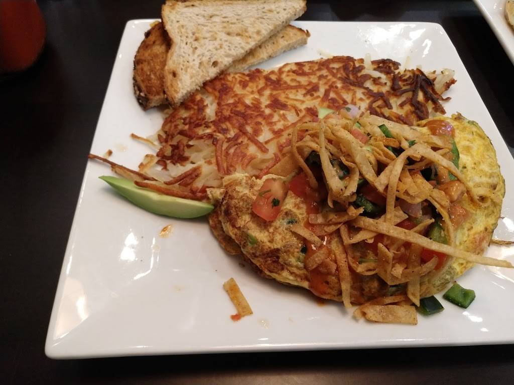 Childers Eatery - War Memorial (Grand Prairie) | restaurant | 5201 W War Memorial Dr Unit 260, Peoria, IL 61615, USA | 3097133118 OR +1 309-713-3118