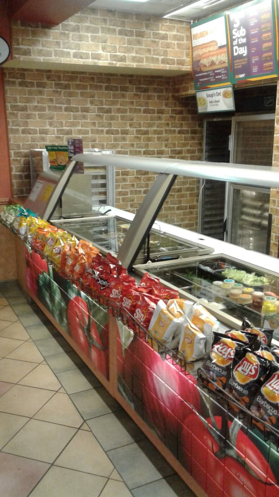 Subway | restaurant | 1130 S Main St, Mt Airy, NC 27030, USA | 3367899200 OR +1 336-789-9200