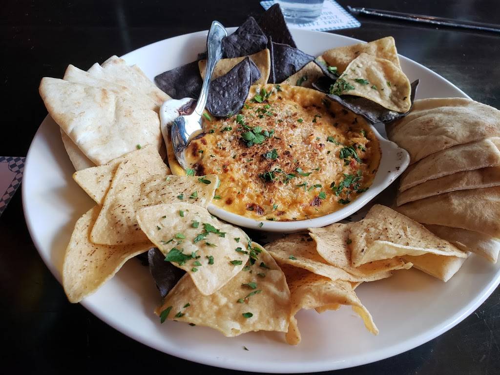 Yard House | restaurant | 4549 Commerce St Suite 100, Virginia Beach, VA 23462, USA | 7574909273 OR +1 757-490-9273