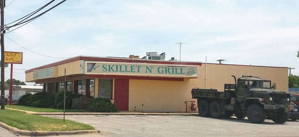 Skillet & Grill Inc | restaurant | 1801 W Division St, Arlington, TX 76012, USA | 8177958682 OR +1 817-795-8682
