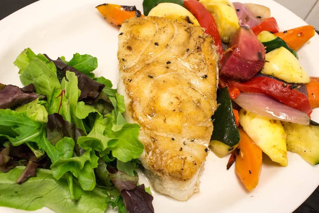 Mr. Pauls Chop House | restaurant | 29850 Groesbeck Hwy, Roseville, MI 48066, USA | 5867777770 OR +1 586-777-7770