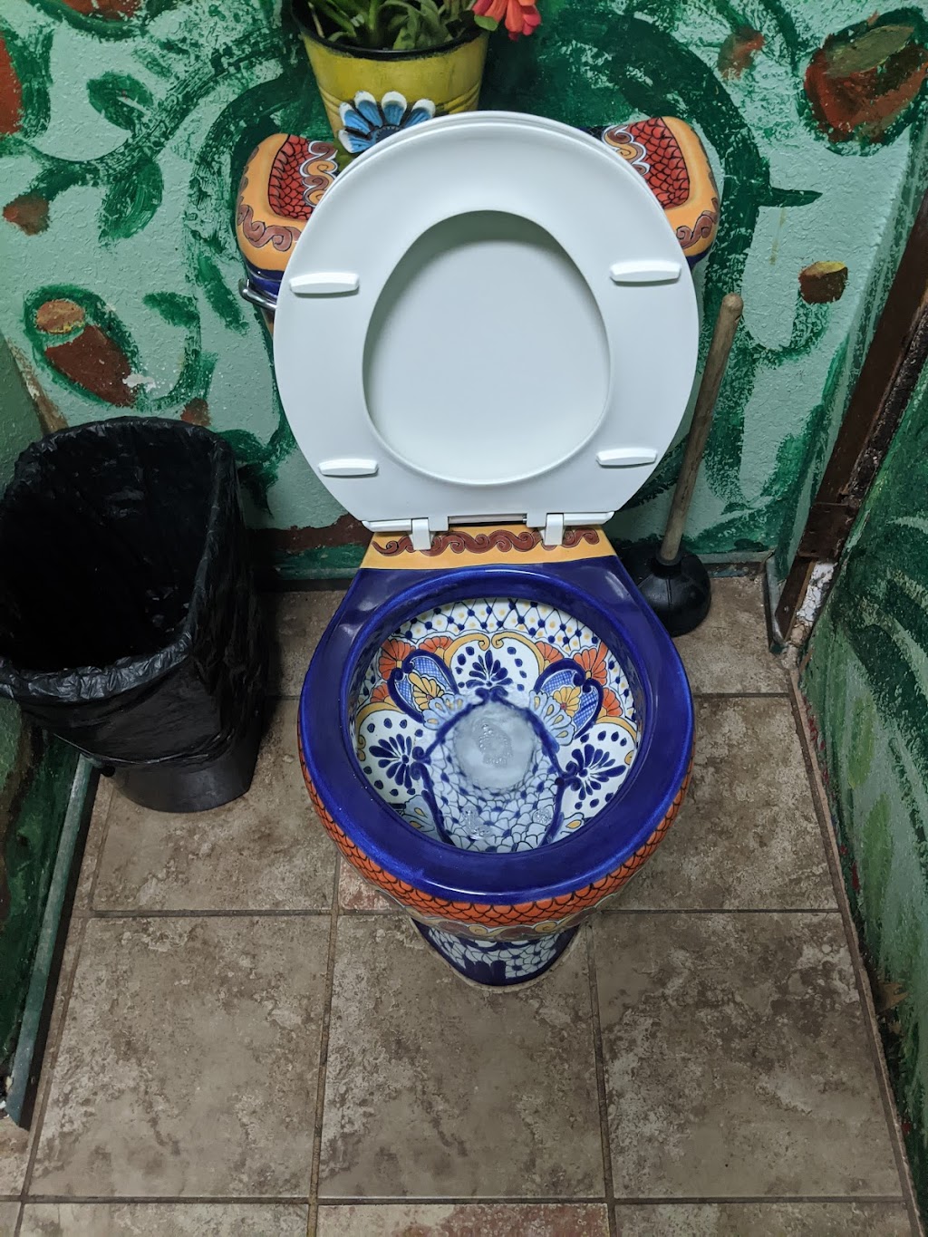 Las Canteras Méxican Restaurant | restaurant | 203 W Washington St, Norton, KS 67654, USA | 7858744074 OR +1 785-874-4074