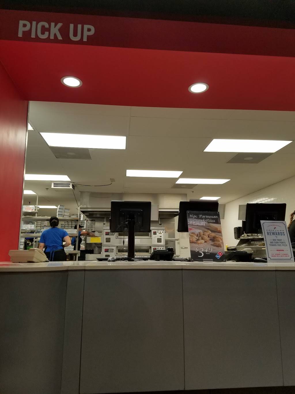 Dominos Pizza | meal delivery | 20200 US Highway 18 Ste D, Apple Valley, CA 92307, USA | 7609462323 OR +1 760-946-2323