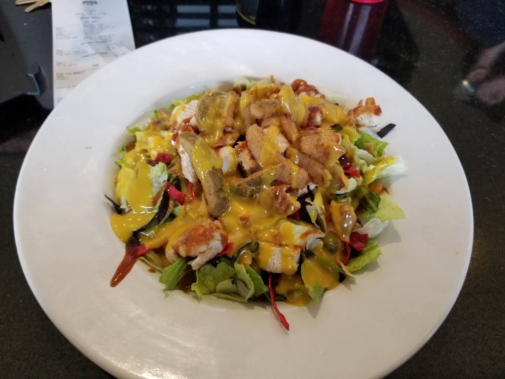 Pluckers Wing Bar | restaurant | 4000 Bagpiper Way Ste 140, Arlington, TX 76018, USA | 8177842473 OR +1 817-784-2473