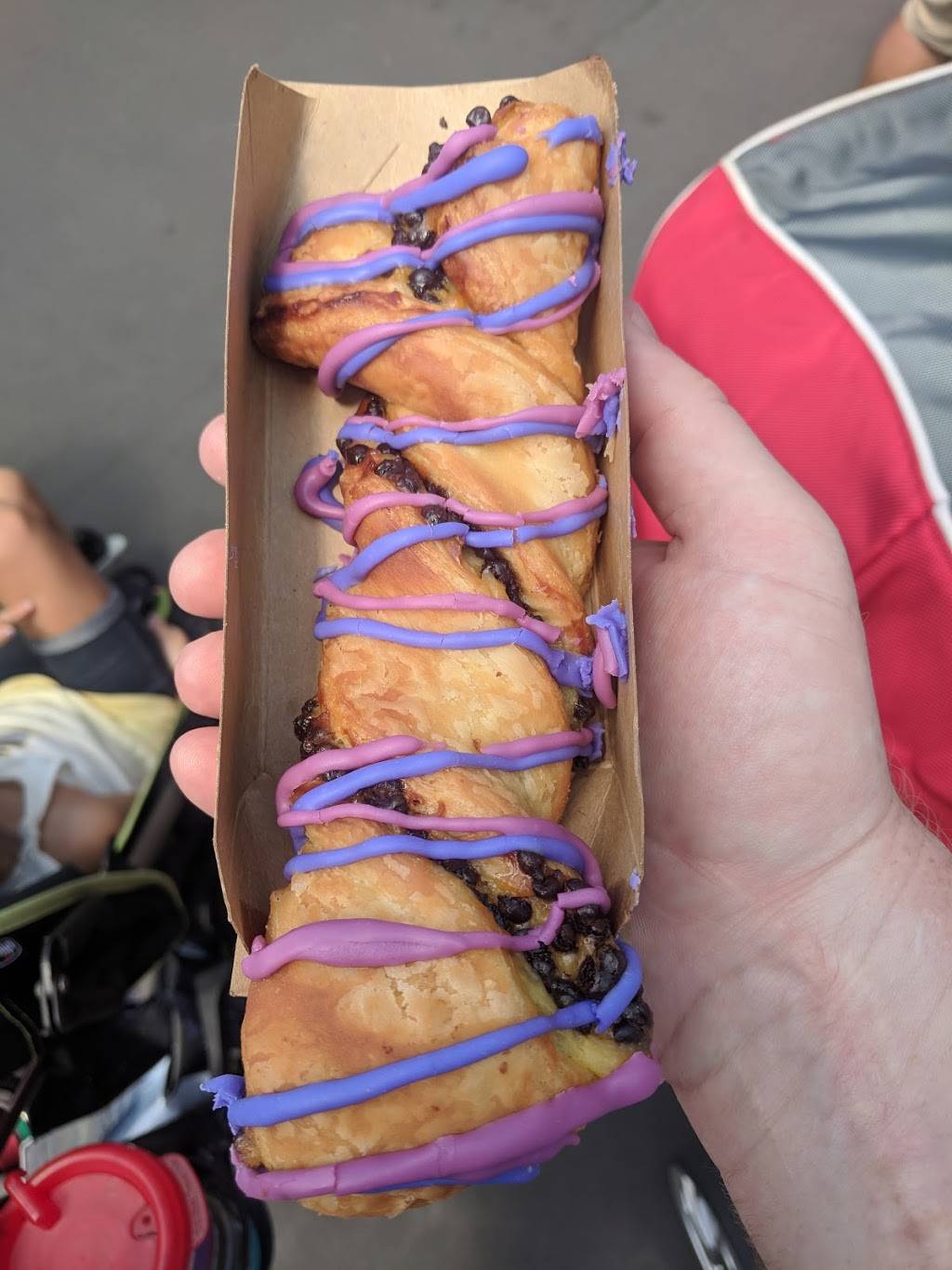 Cheshire Café | restaurant | Magic Kingdom Park, Tomorrowland, Orlando, FL 32836, USA | 4079395277 OR +1 407-939-5277