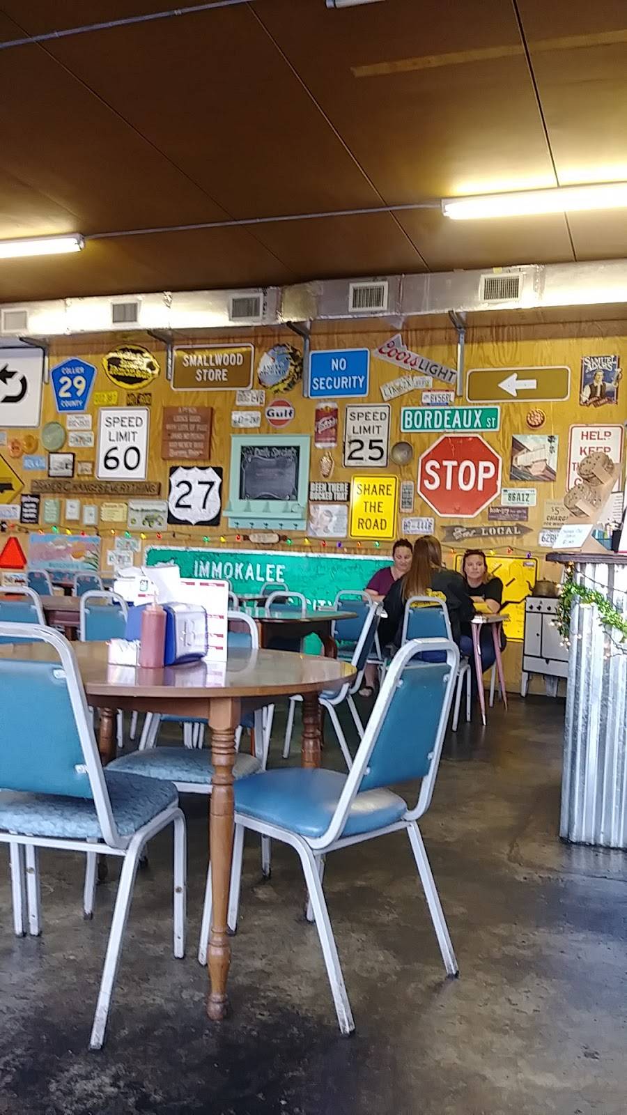 Cafe 27 | restaurant | 498 US-27, Moore Haven, FL 33471, USA | 8633995000 OR +1 863-399-5000