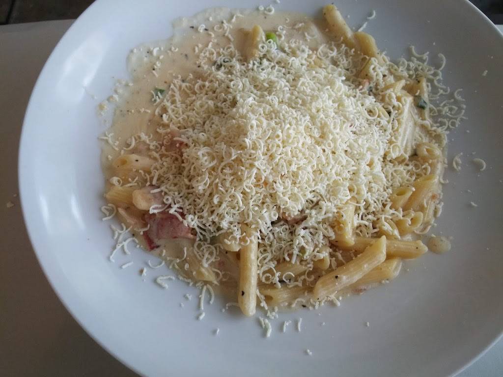 Le Croissant d’or Pizzeria | restaurant | 2045 Boulevard Laframboise, Saint-Hyacinthe, QC J2S 4X3, Canada | 4507736677 OR +1 450-773-6677