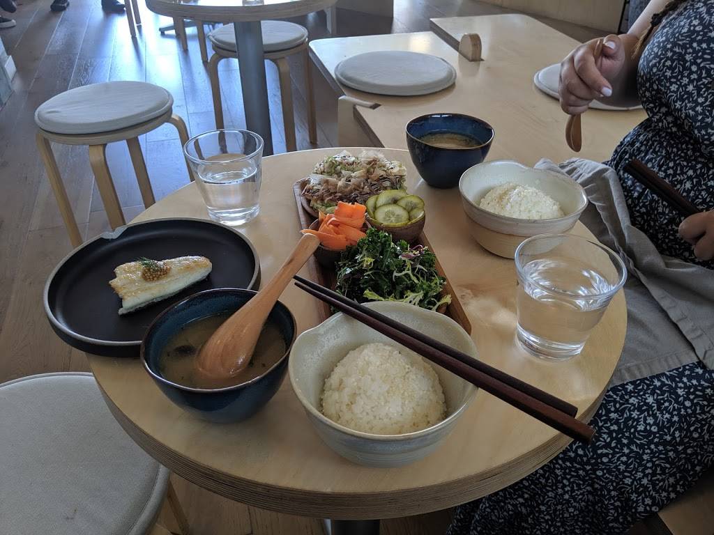 Kensho Japanese Cafe/Wine/Sake Bar | restaurant | 1999 N Sycamore Ave, Los Angeles, CA 90068, USA | 2138222103 OR +1 213-822-2103