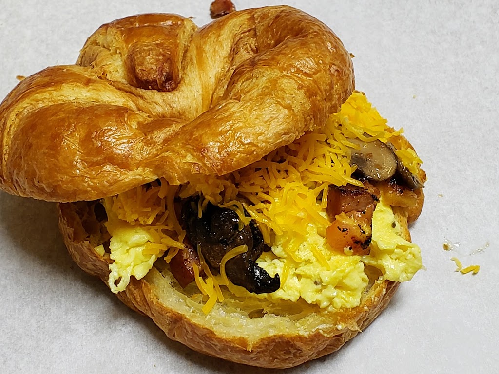 Cafe Bienville | cafe | 777 E John Sims Pkwy, Niceville, FL 32578, USA | 8506782233 OR +1 850-678-2233