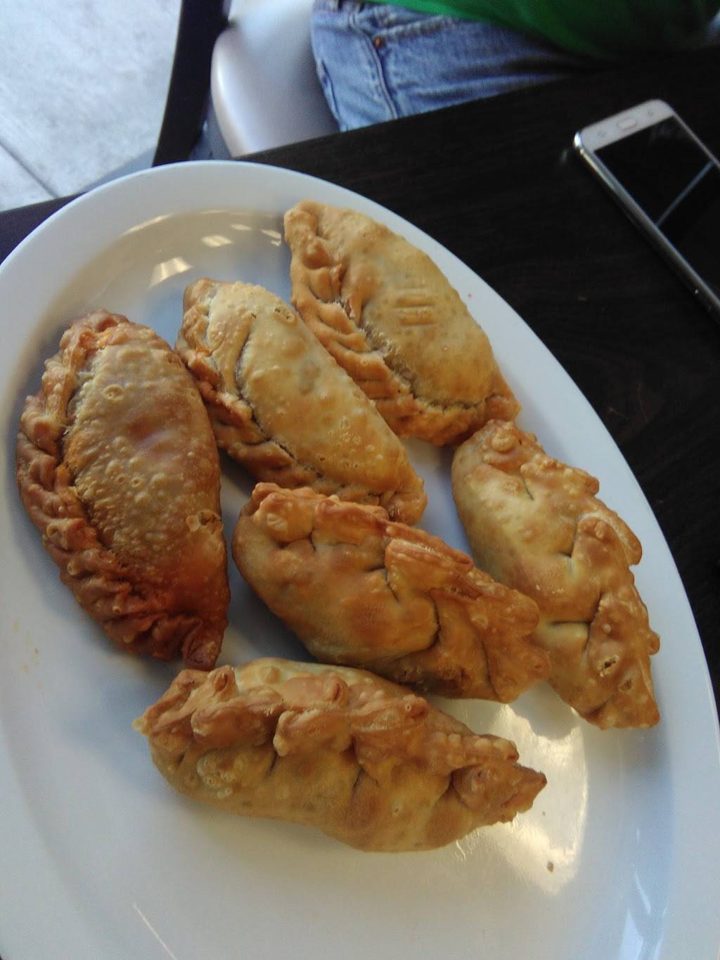 Un Rinconcito Argentino | restaurant | 10633 Imperial Hwy E, Norwalk, CA 90650, USA | 5623983448 OR +1 562-398-3448