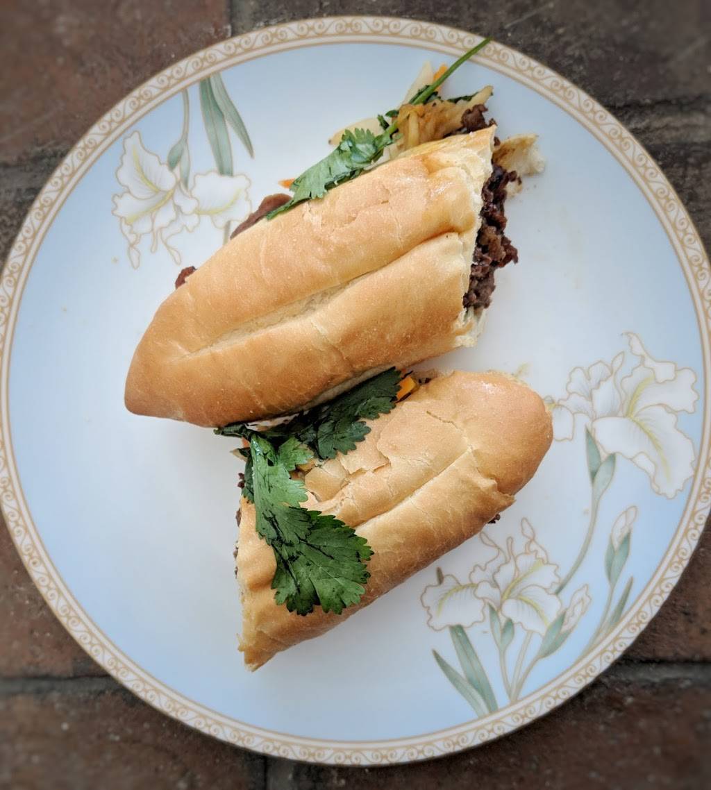 Pho Tre Bien Bistro | restaurant | 3737 N Mesa St E, El Paso, TX 79902, USA | 9153072334 OR +1 915-307-2334