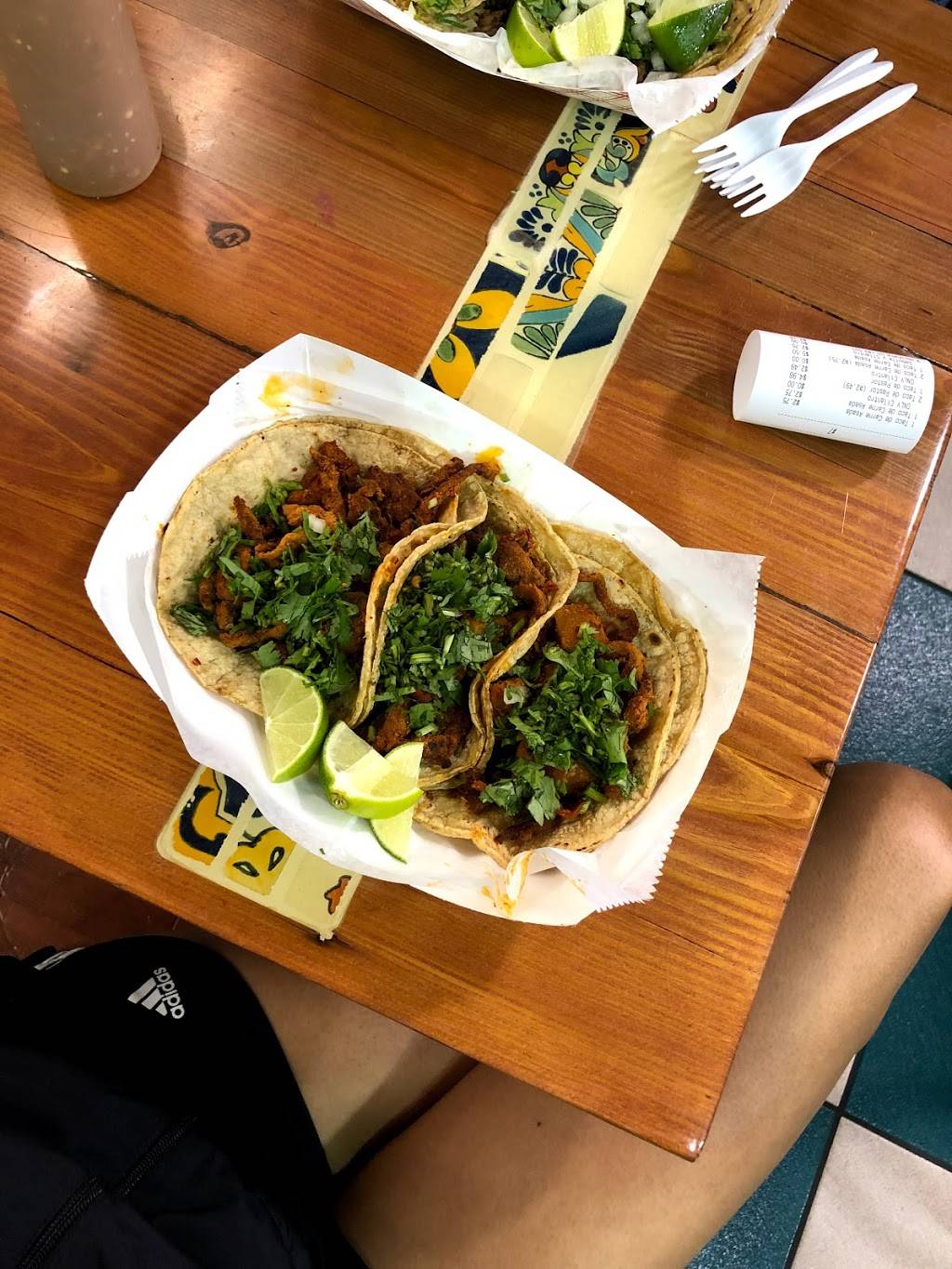 Carniceria Guanajuato | restaurant | 6040 W Diversey Ave, Chicago, IL 60639, USA | 7738362816 OR +1 773-836-2816