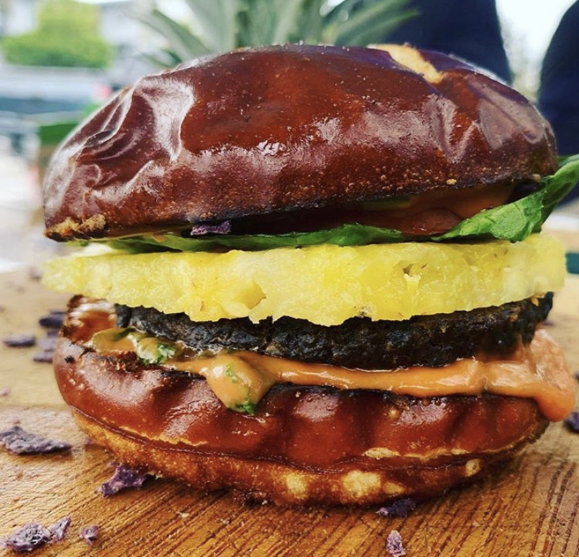 The Chosen burger | restaurant | 8857 SW 172nd Ave, Miami, FL 33196, USA | 7862129000 OR +1 786-212-9000