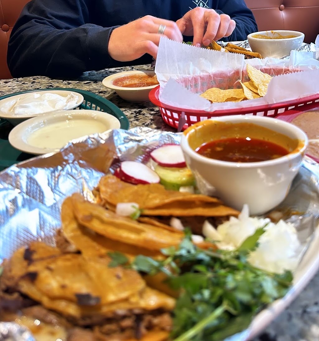 El patrón mexican restaurant | restaurant | 231 Chicago Ave, Goshen, IN 46526, USA | 5749718674 OR +1 574-971-8674