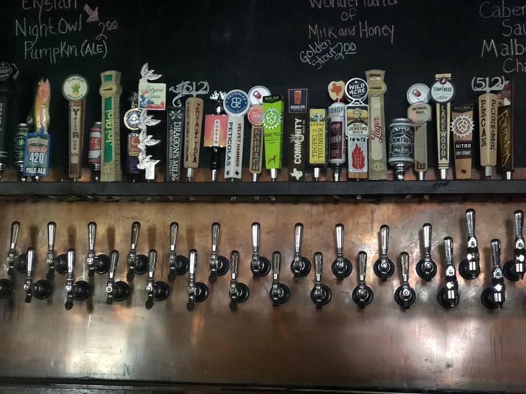 Magnolia Tree Tavern | restaurant | 1229 7th Ave, Fort Worth, TX 76104, USA | 6827032004 OR +1 682-703-2004