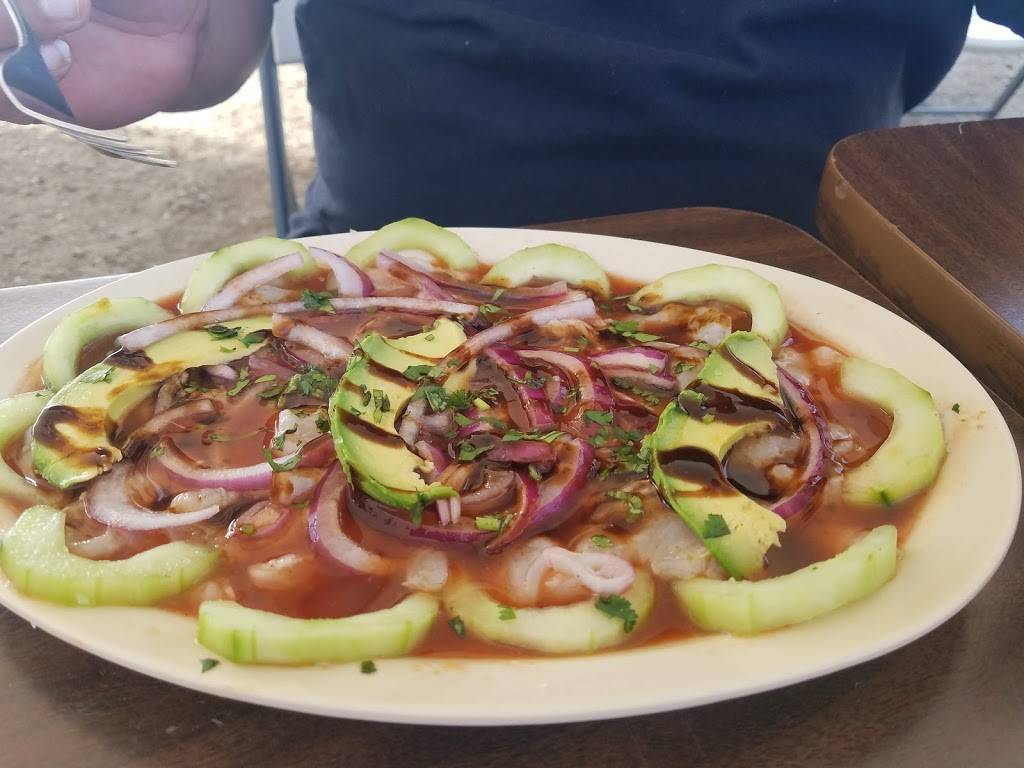 Mariscos El Patron | restaurant | 840 E Date Ave, Porterville, CA 93257, USA | 5594831351 OR +1 559-483-1351