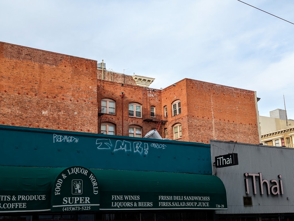 Food & Liquor World | restaurant | 726-28 Post St, San Francisco, CA 94109, USA | 4156735225 OR +1 415-673-5225