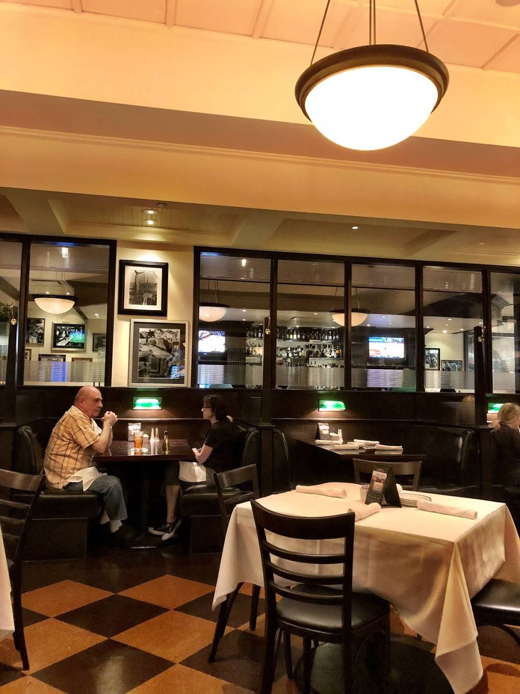 Daily Grill | restaurant | 5085 Westheimer Rd, Houston, TX 77056, USA | 7139605997 OR +1 713-960-5997