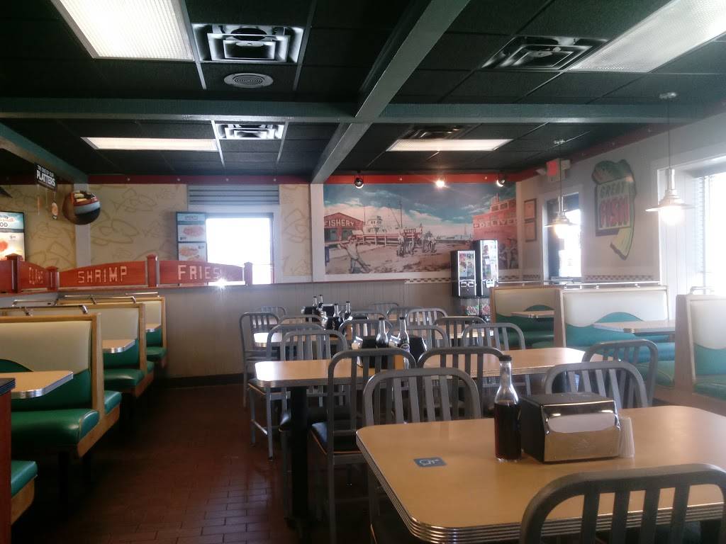 Long John Silvers | restaurant | 225 W 30th St, Connersville, IN 47331, USA | 7658259222 OR +1 765-825-9222