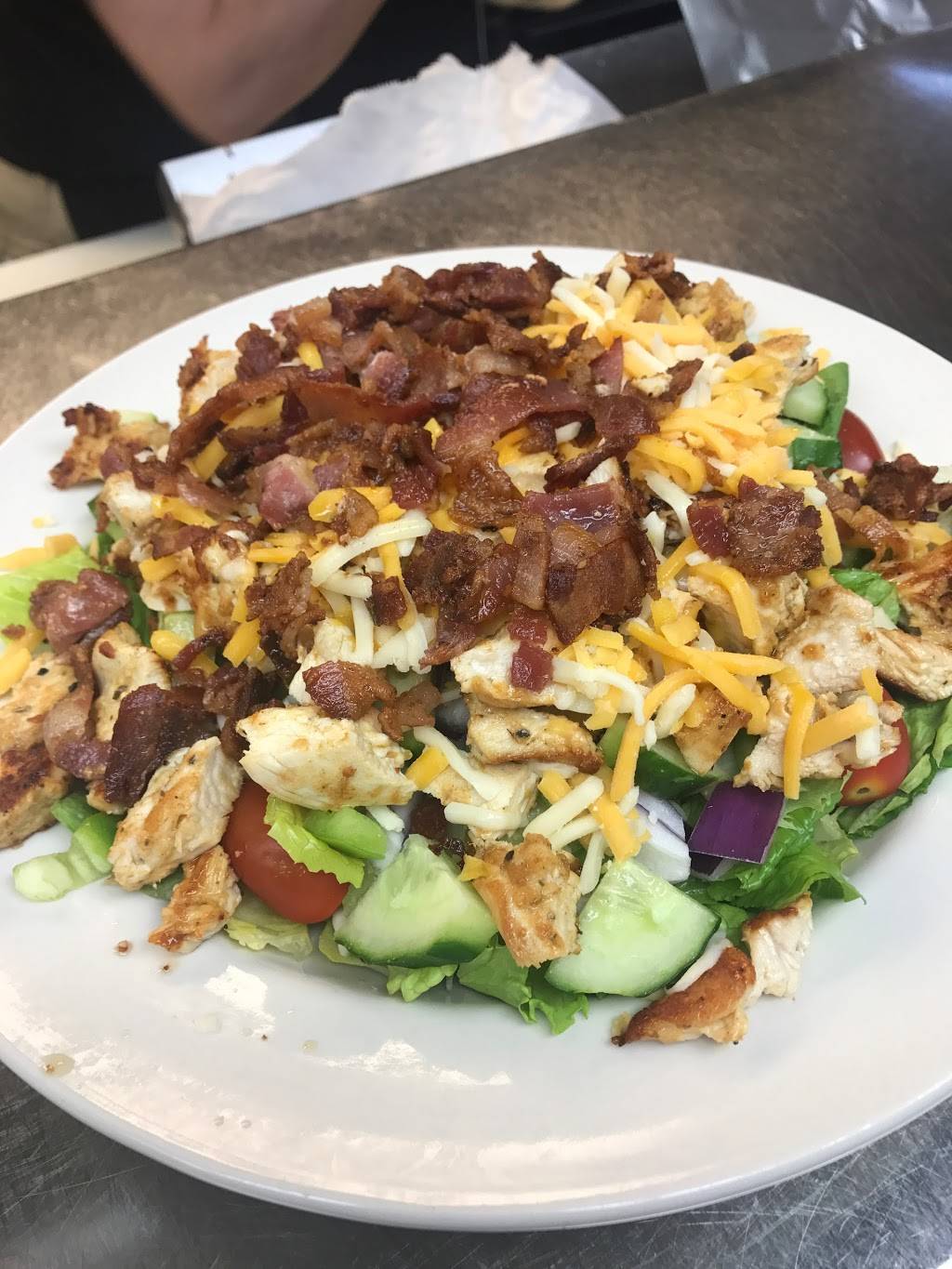 Detroit Diner | restaurant | 17017 E Warren Ave, Detroit, MI 48224, USA | 3139224062 OR +1 313-922-4062