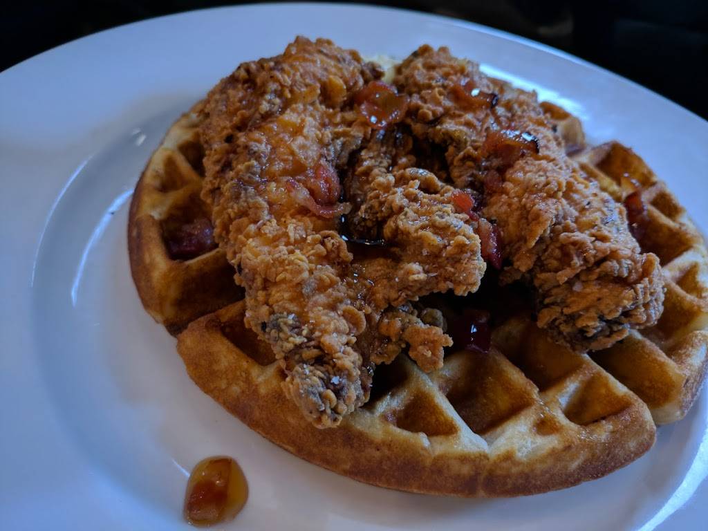 Royal Electric Bar & Public Eatery | restaurant | 52 Macdonell St, Guelph, ON N1H 2Z3, Canada | 5197671694 OR +1 519-767-1694