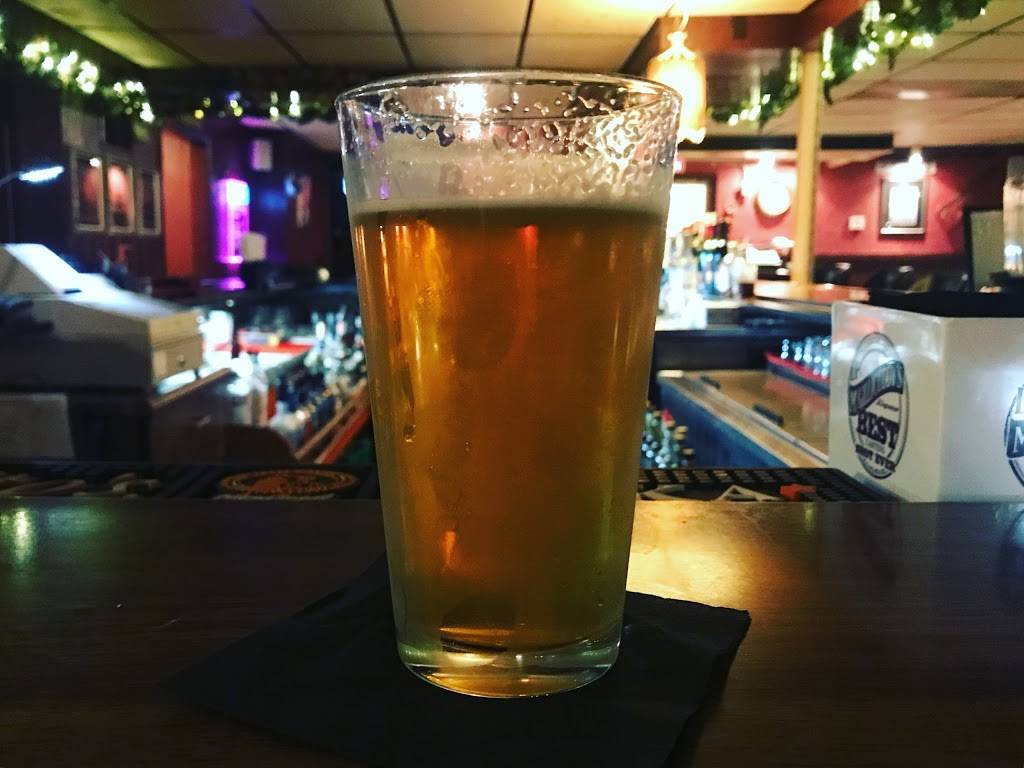 Helgesens Harpos | restaurant | 5201 WI-11, Janesville, WI 53548, USA | 6087528886 OR +1 608-752-8886