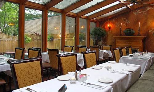 Peartree Restaurant | restaurant | 507 Parliament St, Toronto, ON M4X 1P3, Canada | 4169628190 OR +1 416-962-8190