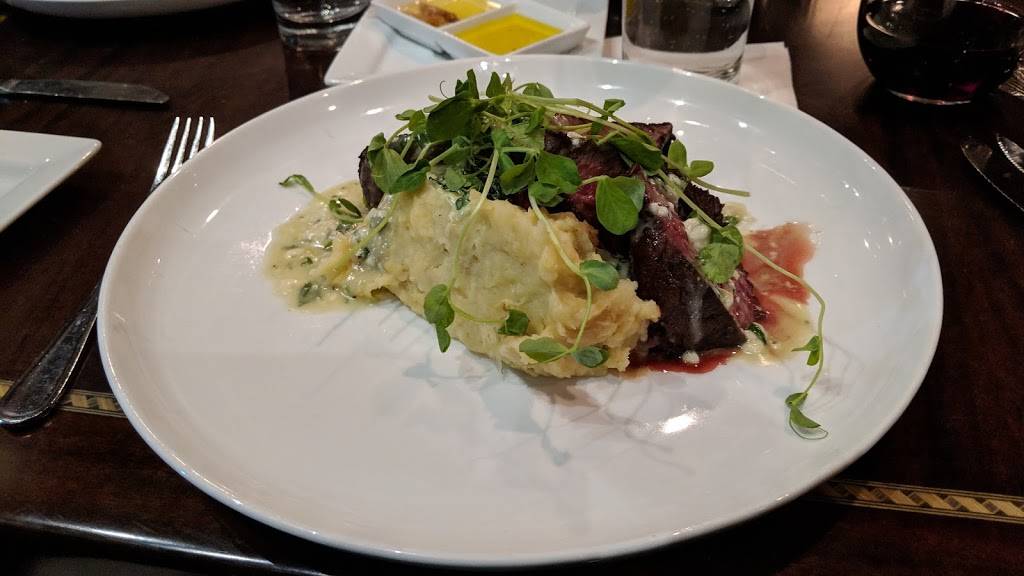 Union Grill | restaurant | 8 Beach St, York, ME 03909, USA | 2073631333 OR +1 207-363-1333