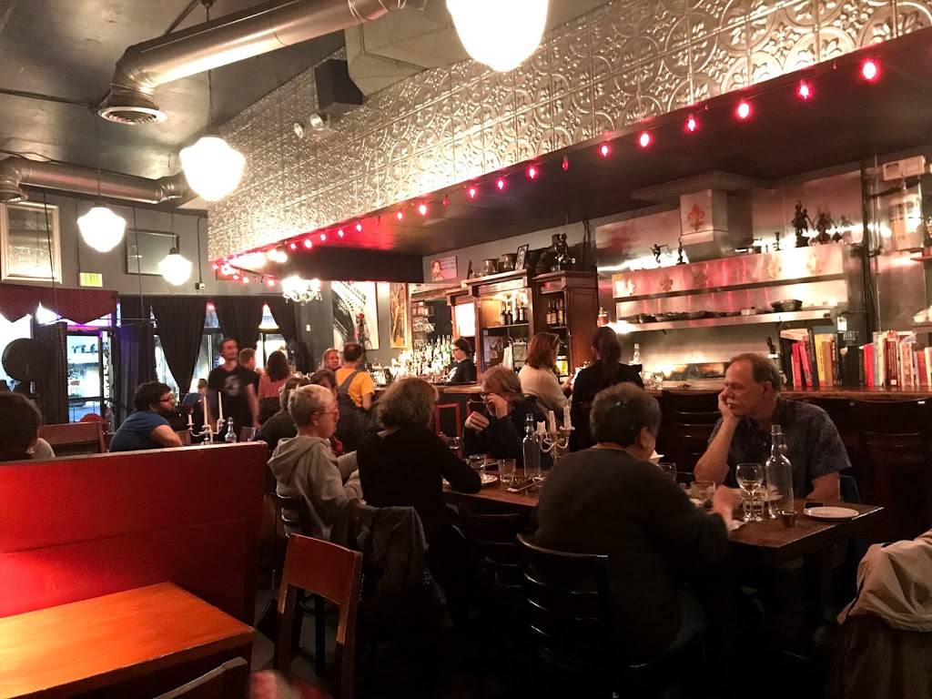 Gainsbourg | night club | 8550 Greenwood Ave N, Seattle, WA 98103, USA | 2067834004 OR +1 206-783-4004