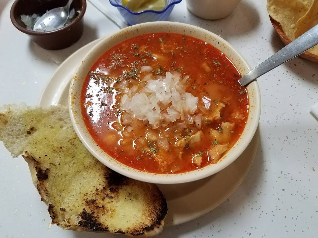 The Burrito House | restaurant | 9844 Dyer St, El Paso, TX 79924, USA | 9157572536 OR +1 915-757-2536