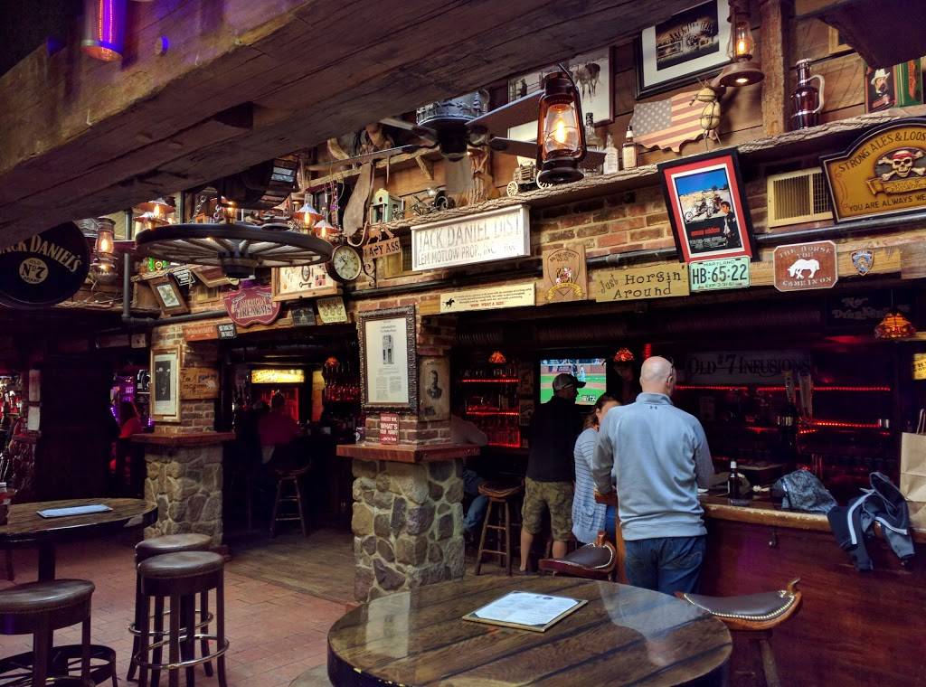 The Horse You Came In On Saloon | restaurant | 1626 Thames St, Baltimore, MD 21231, USA | 4103278111 OR +1 410-327-8111