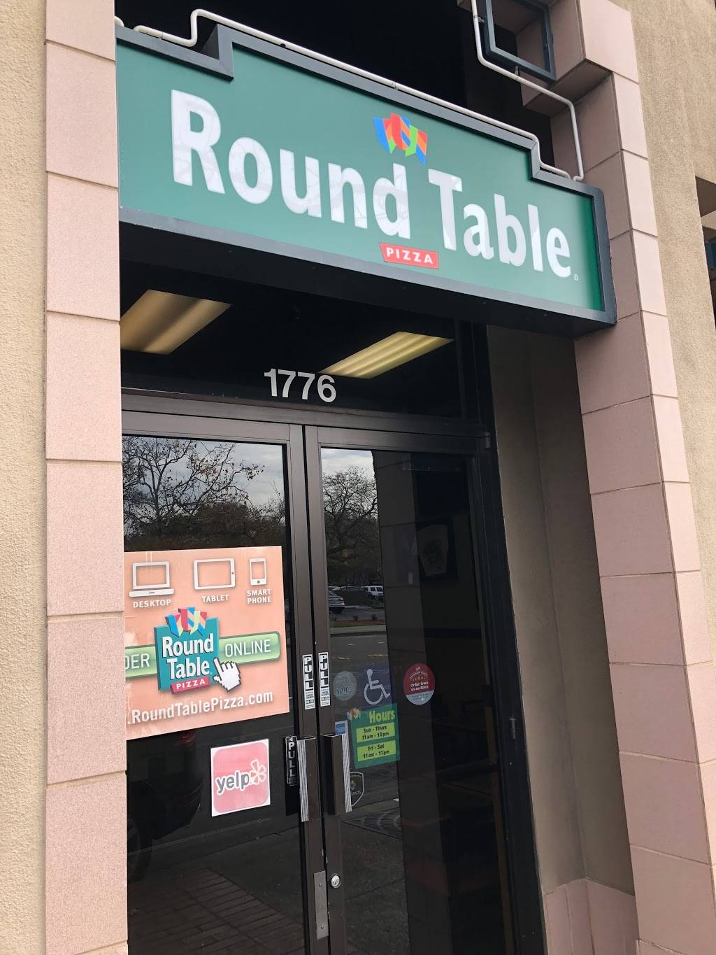 Round Table Pizza | meal delivery | 1776 N Broadway, Walnut Creek, CA 94596, USA | 9259457878 OR +1 925-945-7878